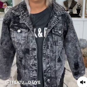 🆕POL DISTRESSED JEAN JACKET🆕
